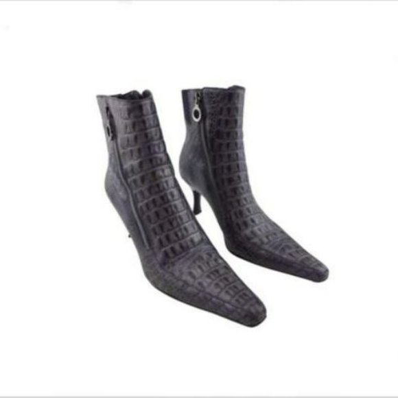 Donald J. Pliner Purple Gator Embossed Ankle Boots Size 6 - Picture 2 of 3